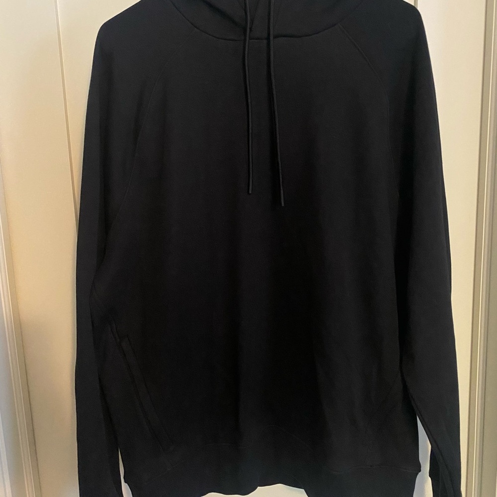 Fabletics Men’s Black Go-To Hoodie